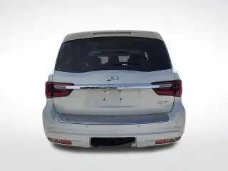 INFINITI QX80 2019 Luxe 4dr SUV