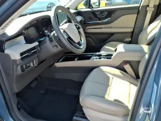 Lincoln Corsair 2024 AWD Premiere 4p SUV
