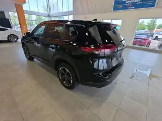 Nissan Rogue 2024 AWD SV 4p Crossover