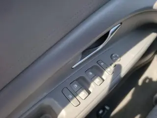 Hyundai ELANTRA 2021 SE 4p Sedano