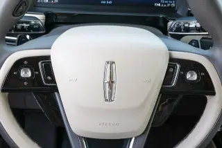 Lincoln Corsair 2023 AWD Standard 4p SUV