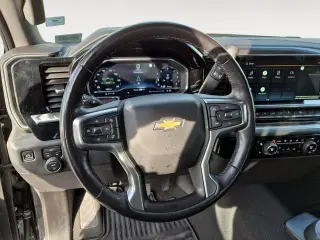 Chevrolet Silverado 1500 2022 4x4 LT 4dr Crew Cab 5.8 ft. CB w/1LT