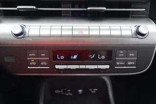 Hyundai KONA 2025 AWD SEL 4dr Crossover