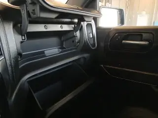GMC Sierra 1500 2020 4x4 AT4 4dr Cabina de Tripulação 5.8 ft. CB
