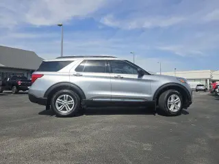 Ford Explorer 2022 AWD XLT 4dr SUV