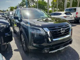Nissan Pathfinder 2022 SL 4p SUV