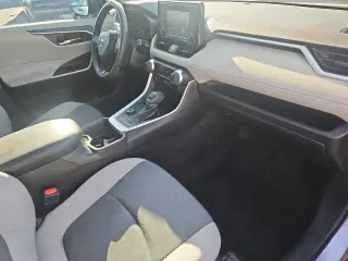 Toyota RAV4 Hybrid 2022 AWD XLE 4dr SUV