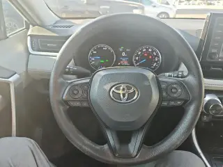 Toyota RAV4 Hybrid 2022 AWD XLE 4dr SUV