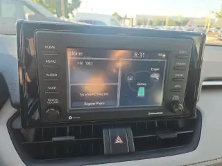 Toyota RAV4 Hybrid 2022 AWD XLE 4dr SUV