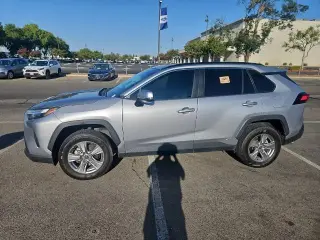 Toyota RAV4 Hybrid 2022 AWD XLE 4dr SUV
