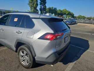 Toyota RAV4 Hybrid 2022 AWD XLE 4dr SUV