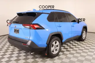 Toyota RAV4 Hybrid 2021 AWD LE 4dr SUV