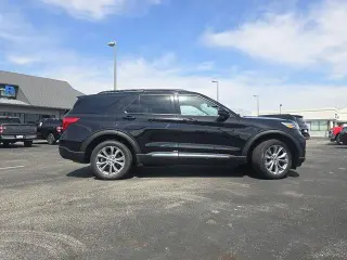 Ford Explorer 2024 AWD XLT 4dr SUV