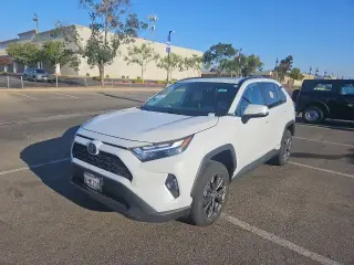 Toyota RAV4 Hybrid 2024 AWD XLE Premium 4p SUV