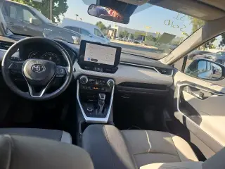Toyota RAV4 Hybrid 2024 AWD XLE Premium 4p SUV