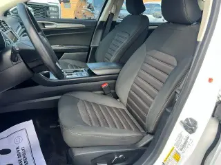 Ford Fusion Hybrid 2019 SE 4dr Sedan