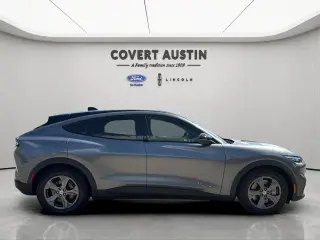 Ford Mustang Mach-E 2023 Select 4dr SUV