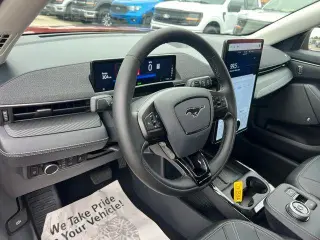 Ford Mustang Mach-E 2024 AWD Premium 4dr SUV