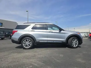 Ford Explorer 2024 AWD XLT 4dr SUV