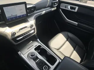 Ford Explorer 2024 AWD XLT 4dr SUV