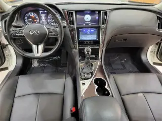 INFINITI Q50 2019 3.0T Luxe 4p Sedan