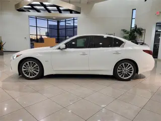 INFINITI Q50 2019 3.0T Luxe 4p Sedan