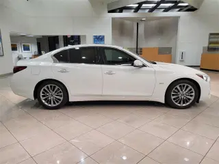 INFINITI Q50 2019 3.0T Luxe 4p Sedan