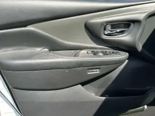 Nissan Murano 2017 AWD S 4dr SUV (lanzamiento a mitad de año)