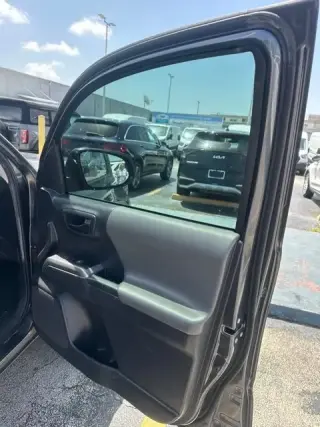 Toyota Tacoma 2023 4x2 TRD Todo Terreno 4p Doble Cabina 5.0 ft CB