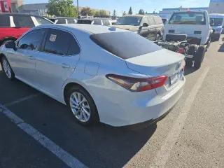 Toyota Camry Hybrid 2022 LE 4p Sedan