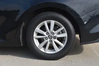 Toyota Camry 2025 LE 4dr Sedan