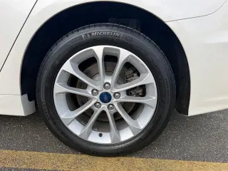 Ford Fusion Energi 2020 Titanium 4dr Sedan