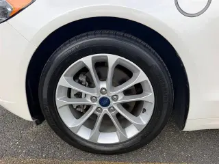 Ford Fusion Energi 2020 Titanium 4dr Sedan