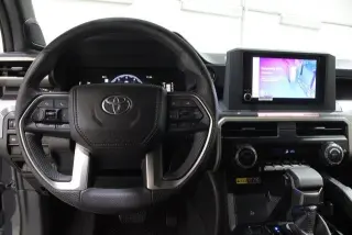 Toyota Tacoma 2026 4x4 SR5 4dr Double Cab 6.1 ft LB