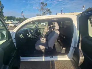 Toyota Tacoma 2023 4x2 SR 4dr Access Cab 6.1 ft LB