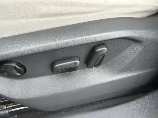 Volkswagen Tiguan 2018 2.0T SE 4dr SUV