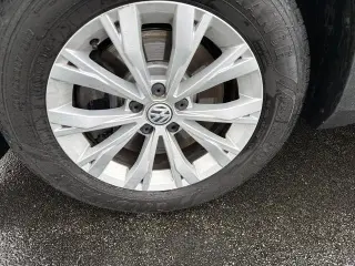 Volkswagen Tiguan 2018 2.0T SE 4dr SUV