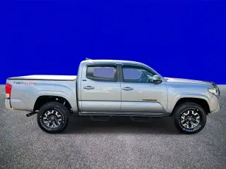 Toyota Tacoma 2016 4x4 TRD Off-Road 4dr Cabina Doble 5.0 ft SB 6A