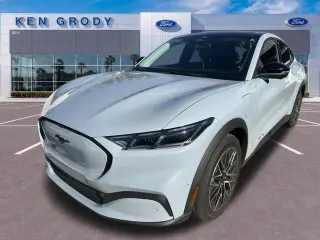 Ford Mustang Mach-E 2024 Select 4dr SUV