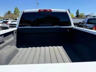 GMC Sierra 1500 2018 4x4 SLT 4p Crew Cab 5.8 ft. SB