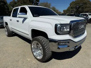GMC Sierra 1500 2018 4x4 SLT 4p Crew Cab 5.8 ft. SB