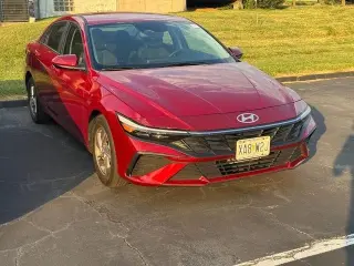 Hyundai ELANTRA 2024 SE Sedán 4p