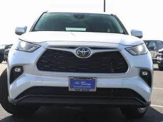 Toyota Highlander 2023 LE SUV 4p.