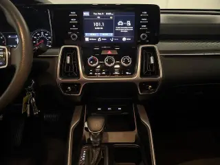 Kia Sorento 2021 LX 4dr SUV
