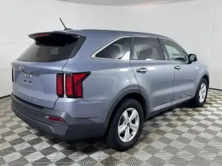 Kia Sorento 2021 LX 4dr SUV