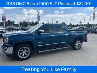 GMC Sierra 1500 2018 4x4 SLT 4p. Cabina de Tripulación 5.8 ft. CB