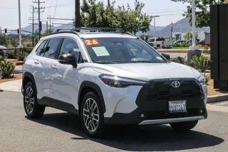 Toyota Corolla Cross 2026 XLE 4dr Crossover