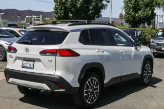Toyota Corolla Cross 2026 XLE 4dr Crossover
