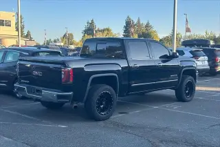 GMC Sierra 1500 2016 4x4 SLT 4p. Cabina de Tripulacion 5.8 ft. CB