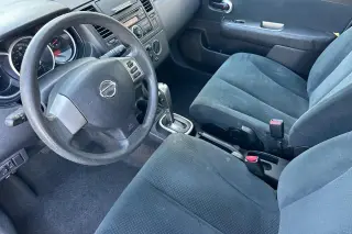 Nissan Versa 2010 1.8 S 4dr Hatchback 4A